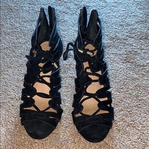 Madden Girl Lace Up sandals